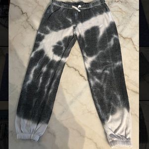 Great condition grey and white girls tie dye vintage Havana sweatpants.
